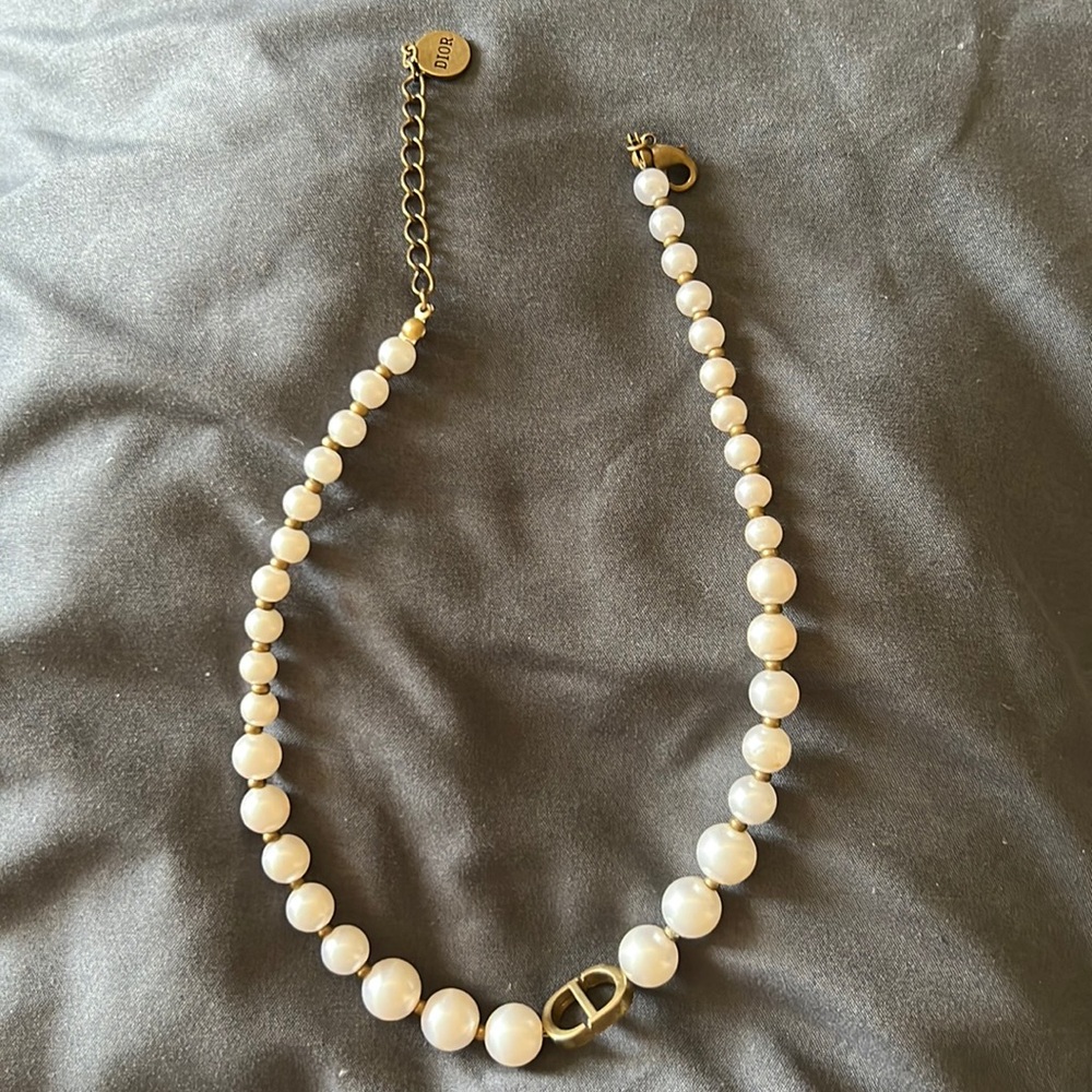 DIOR CHOCKER